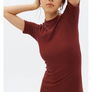 Kotn Mock Neck dress - size L